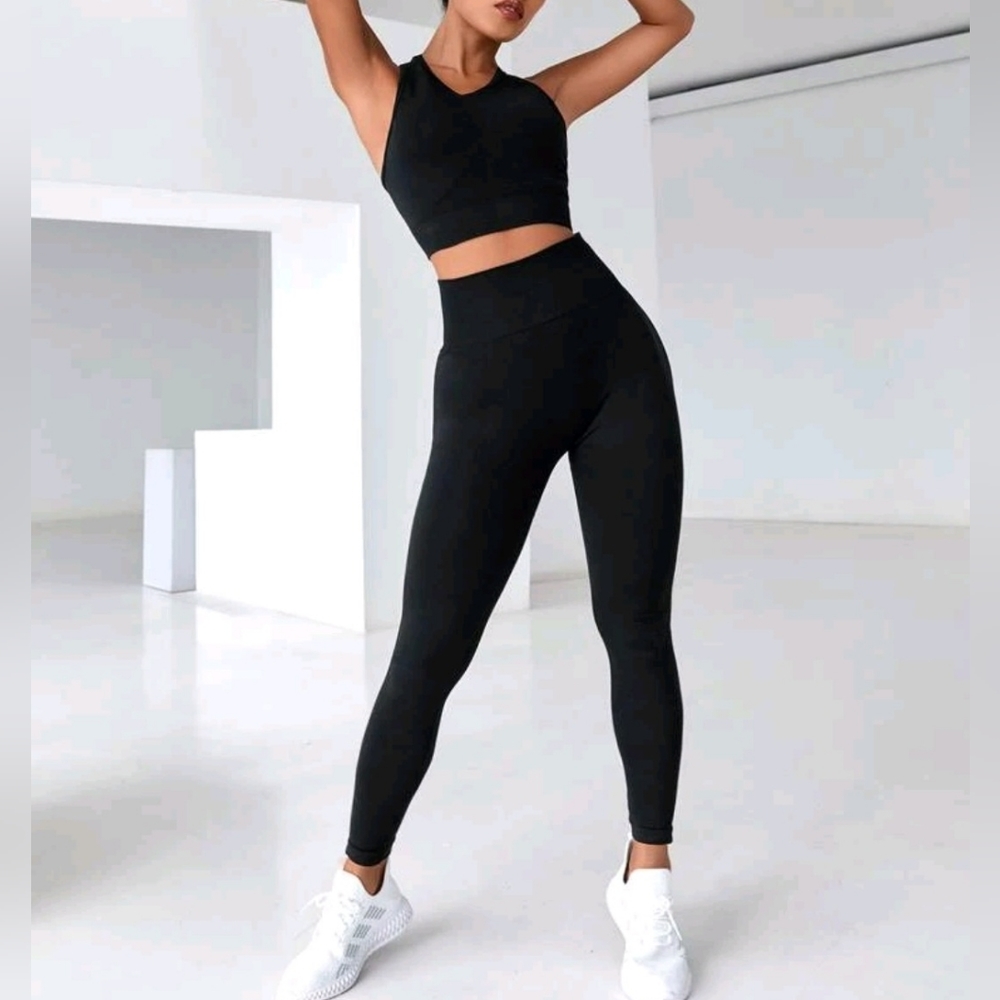 Black Ribbed Seamless Highwaist Gym Wear Set